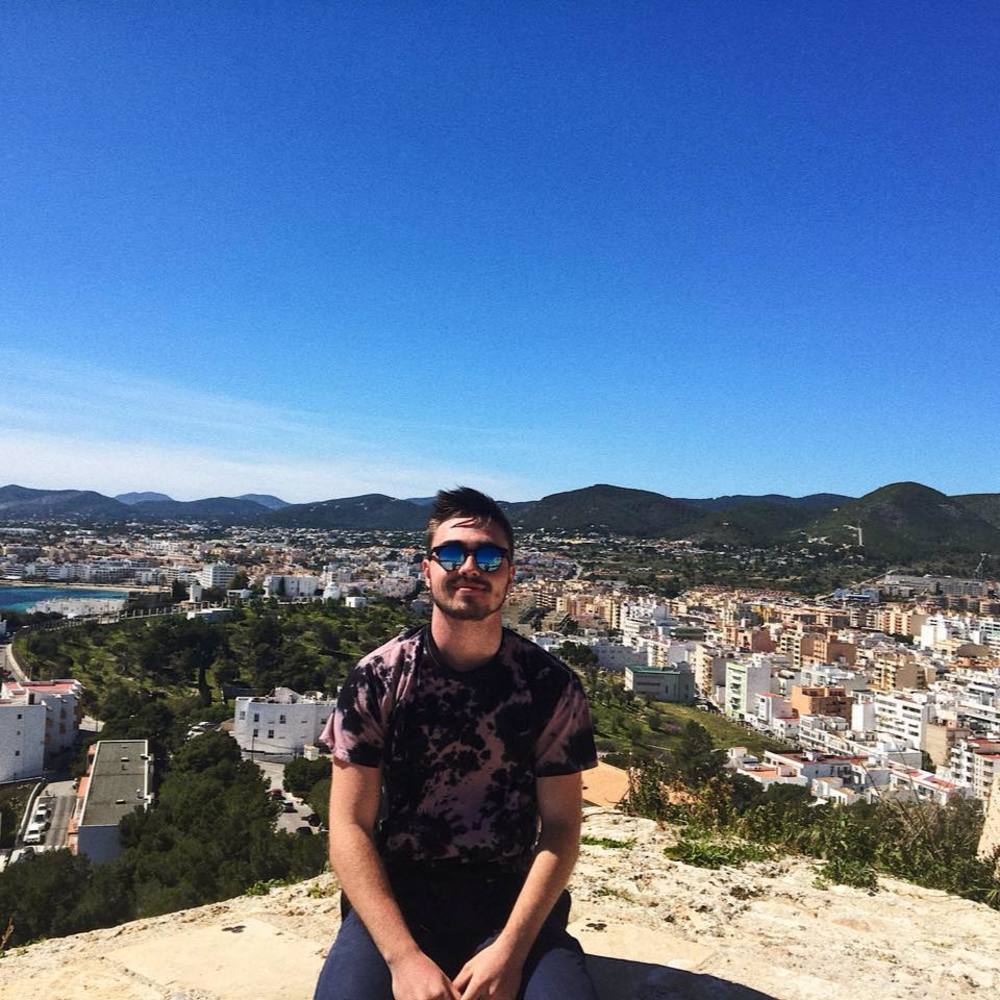 Meet your Posher, Brett